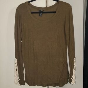 2/$5 Rue21 Longsleeve Top